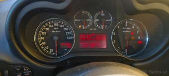 Alfa Romeo 147 1,6 benzín TI - 9