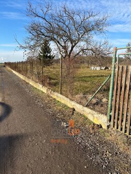 Prodej rodinného domu o rozloze 328 m2, ulice Hostěnická, Po - 9
