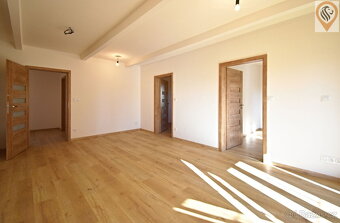 Prostorný byt 4+kk 99 m2,  s garáží přes 30 m2 v atraktivní  - 9