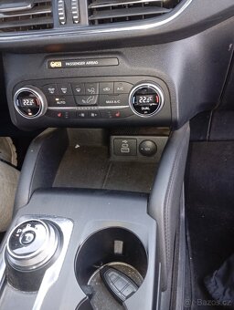 Ford Kuga 4wd rv.2022 diesel - 9