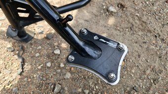 Suzuki V-strom 800de - 9