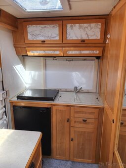 Hymer B 584 2.5 TDI 85 kW - 9
