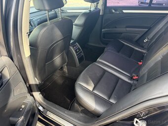 ŠKODA SUPERB II 2.0 TDI DSG COMBI ELEGANCE 2011 - 9