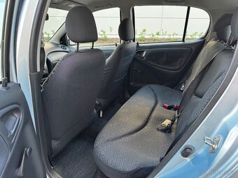 TOYOTA YARIS 1.0 VVTI AUTOMATICKÁ PŘEVODOVKA - 9