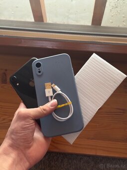 iPhone Xr 64gb 90% baterie - 9