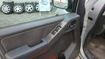 NISSAN PATHFINDER 2,5 DCI - 9