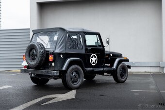 Jeep Wrangler YJ - 9