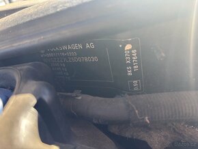 VOLKSWAGEN TOUAREG 3,0 TDI 176kW - 9