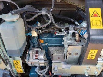 Minibagr Kubota KX019-4 LPG - 9