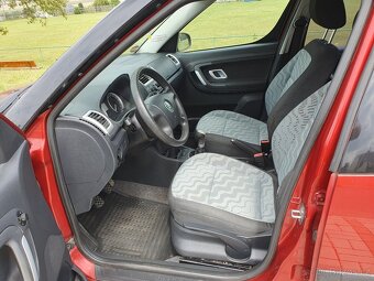 Škoda Roomster 1.4i benzín nová STK - 9