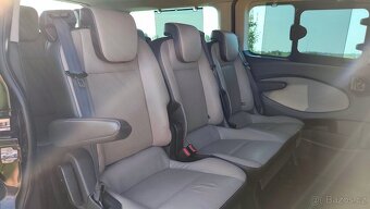 Ford Tourneo Custom 2.2 TDCi Titanium LONG 8MÍST 2XŠOUPAČKY - 9