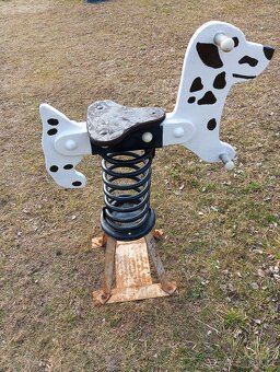 Pružinová houpačka, pes - 9