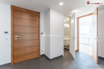Prodej luxusního bytu 4+kk v Praze, Prosek - 9
