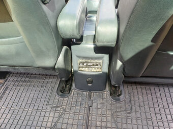 Prodám Peugeot 5008 1,6HDI 82 kw - 9