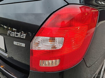 Škoda Fabia 2 kombi 1.2tsi 2011 limitovaná edice FAMILY - 9