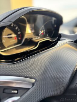 Peugeot 2008, 1.2 VTi 60kw - 9