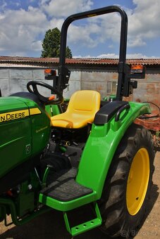 4x4 John Deere 3036E - 9