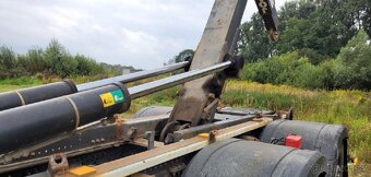 MB Arocs 2651 6x2 nosič kontejneru - 9