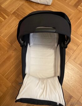 Korba Cybex Priam Lux Carry Cot 2024 - Black - 9