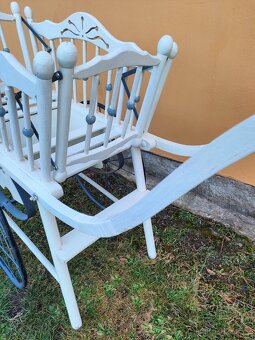 Starožitná kárka pro dvojčata - 9