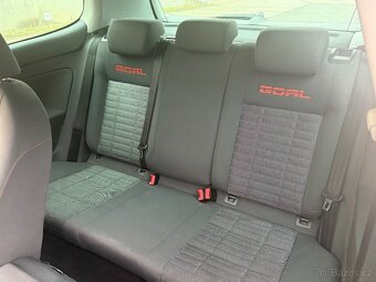 Volkswagen Golf 2.0 TDI (103kW) Edice Goal STK 8/2027 - 9