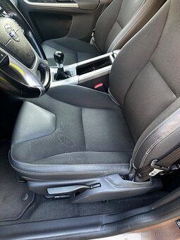 Volvo XC60 2.4 D3 AWD 120kw - 9