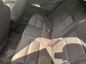 Volvo V50 2.0 D 2004 na opravu nebo náhradní díly - 9