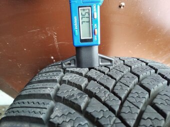 Prodám zánovní zimní alu sadu 17" Škoda Octavia IV - 9