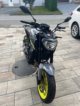 Yamaha MT-09 - 9