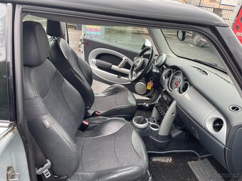 MINI COOPER 1.6i 85 KW rv.3/2003 - 9