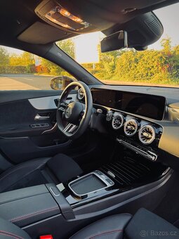 Mercedes-Benz A 180 - 9
