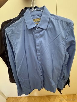 8 ks pánských košilí vel. S, slim fit - 9