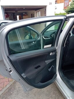 Peugeot 207 - 9