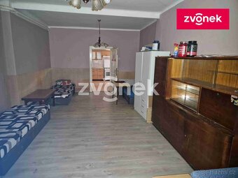 Prodej domu 6+2 v Uh. Ostrohu. - 9