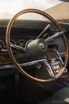 Ford Thunderbird - 9