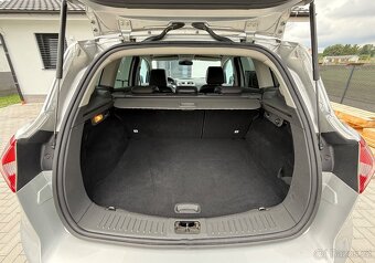 FORD KUGA 2.0 TDCI 103 KW, TITANIUM 4X4, PO ROZVODECH - 9