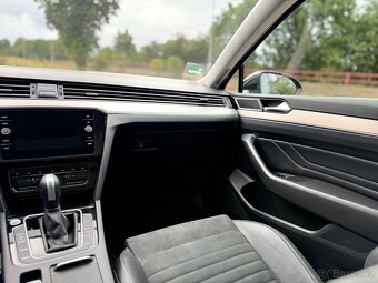 VW PASSAT B8 COMBI 2.0 DSG PANORAMA FULL LED - 9
