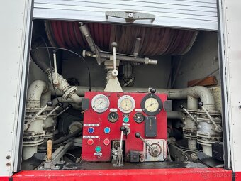 KAROSA hasičské vozidlo 1990 VIN 017 - 9