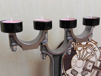 Svícen z motorového pístu - Autonábytek Kovář - 9