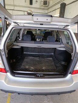 Subaru Forester SG 2.0 116kw - 9