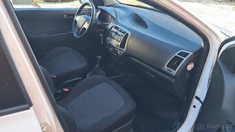 Hyundai i20, 1.2i / 62KW 1.MAJITEL ČR - 9
