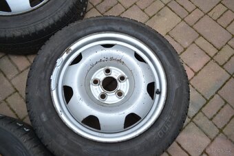 VW T5,T6(6.1) - skoro NOVÉ letní kola 215/60R17C GOODYEAR - 9