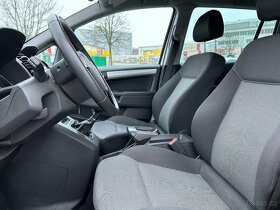Opel Zafira B 1,8 16V 7 míst, bílá, 2011 - 9