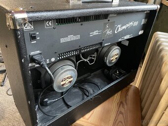 Fender Champion 100 - 9