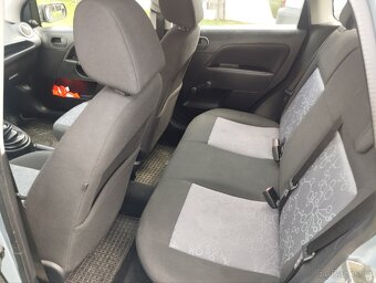 Ford Fiesta - 9