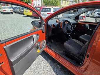 Toyota Aygo 1.0 Klimatizace Parkovací senzory - 9