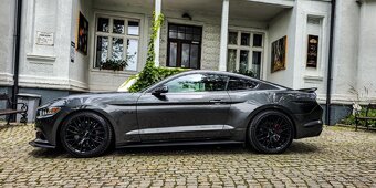 Pronájem Ford Mustang 5.0GT manual - 9