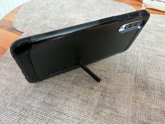 Samsung Galaxy A50 petleťově bílý - 9