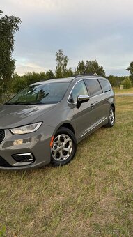 Chrysler Pacifica LIMITED 2023 - 9