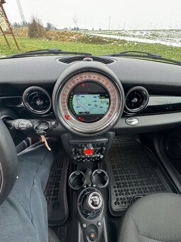 MINI ONE 1.6i 72kW - 9